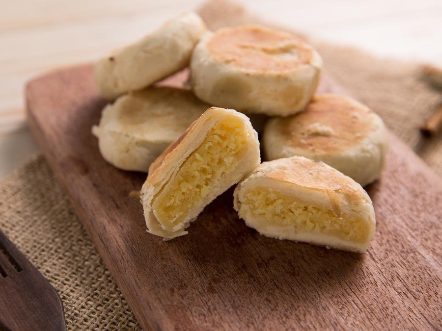 Bakpia KWC Mbak Puji: Rasa Tradisional yang Menggugah Selera di Jantung Cilacap